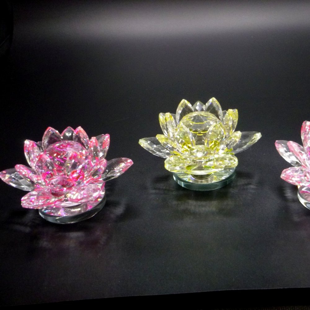 Lovely Pink or Yellow Crystal lotus flower